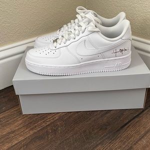 Travis Scott (Utopia) Nike Air Force 1 Size 8M